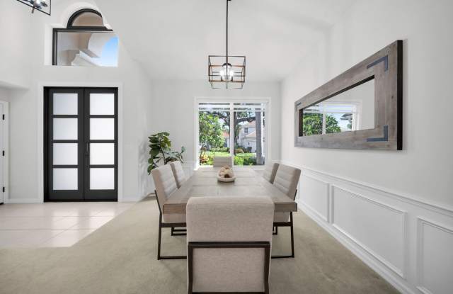 Fully Furnished 3 beds 3 bath Annual Rental with Private Heated Pool in Ventura Pelican Marsh Gallery 3