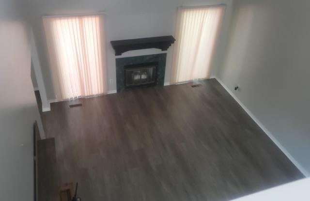 6257 Gatewood Gallery 4