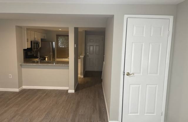 864 Regal Path Lane Gallery 4