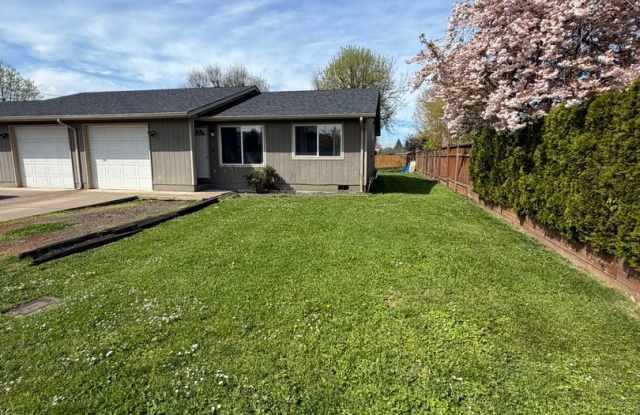 370 S 11th St photos photos