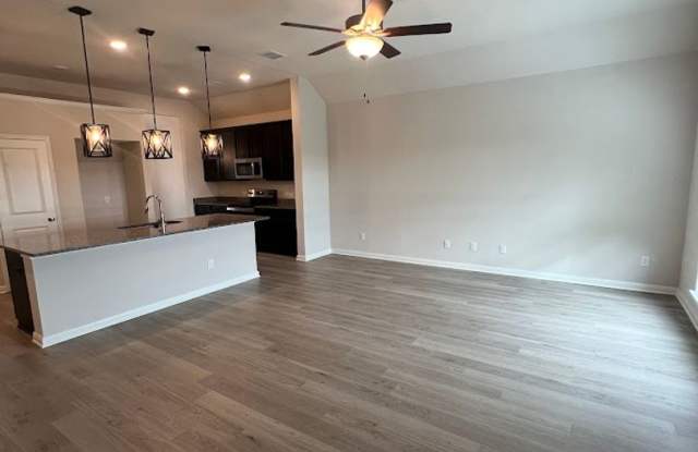 3809 Centerfire Rd. Gallery 3