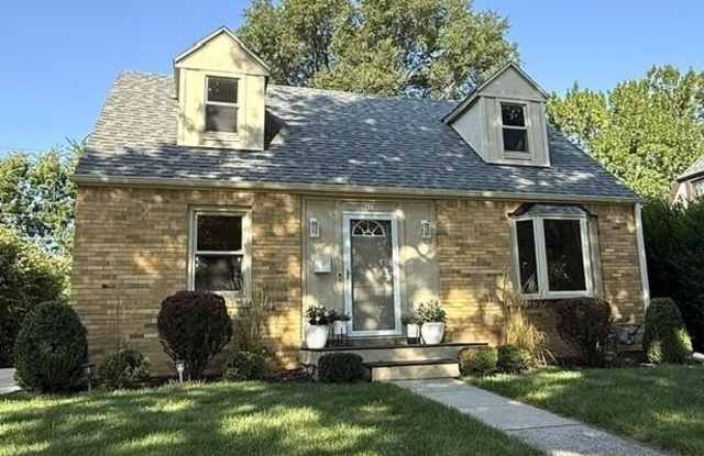 415 N 89th St photos photos