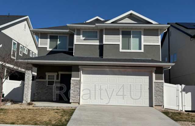 138 East Crown Point Drive photos photos