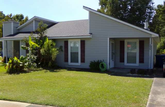 Charming Duplex in Havelock photos photos