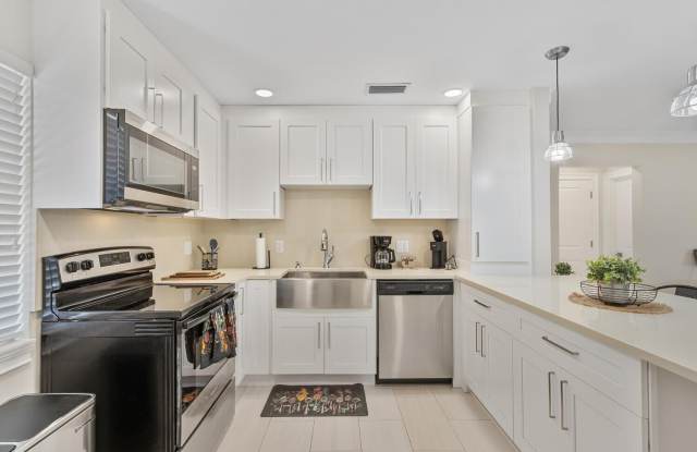414 S Ocean Breeze photos photos