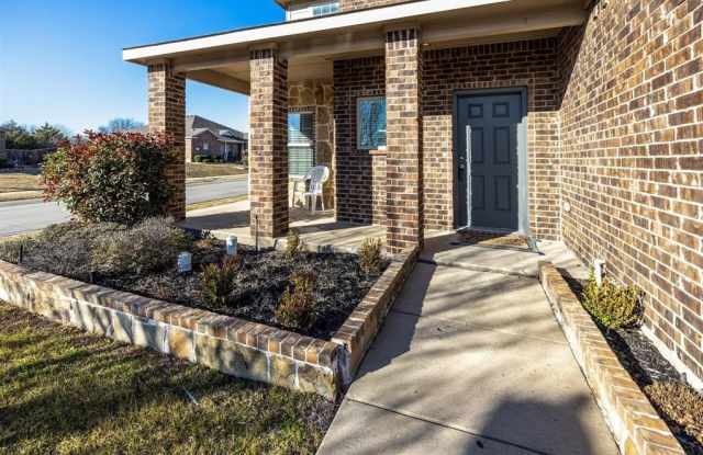 1226 Roman Drive Gallery 4