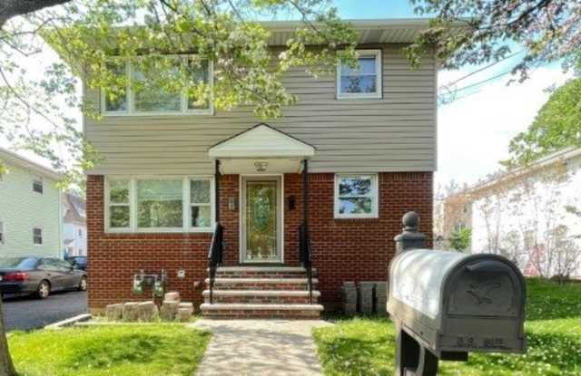 331 Boxwood Ct photos photos