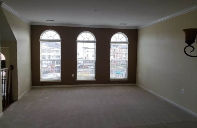 15220 ROSEMONT MANOR DRIVE Gallery 3
