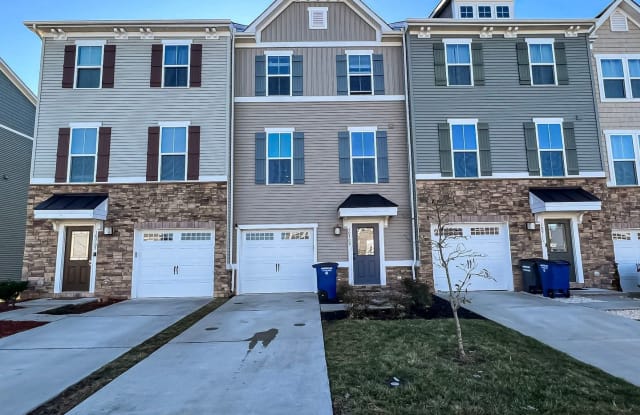 10709 Hinton Way - 10709 Hinton Way, Buckhall, VA 20112