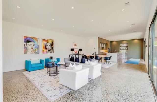 4439 Kelton Drive Gallery 4