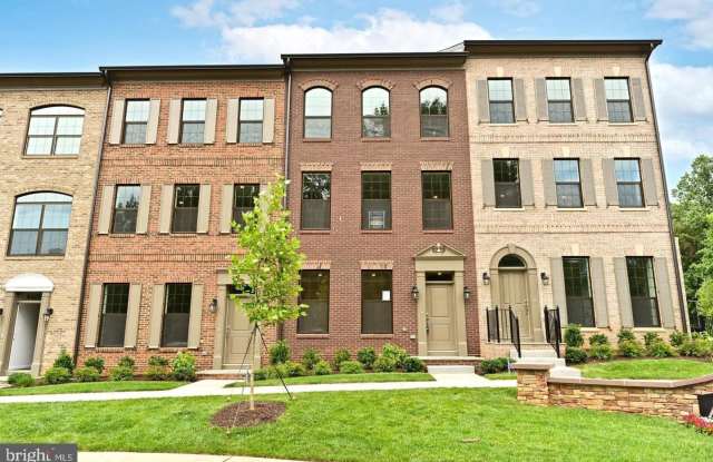 4404 FAIR LAKES Court Gallery 3