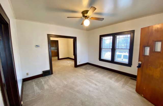 4011 Covert Avenue Gallery 2