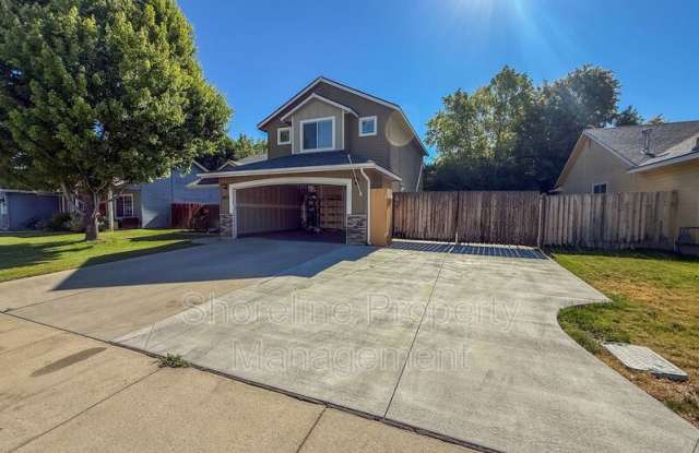 3420 N Oakstone Ave photos photos