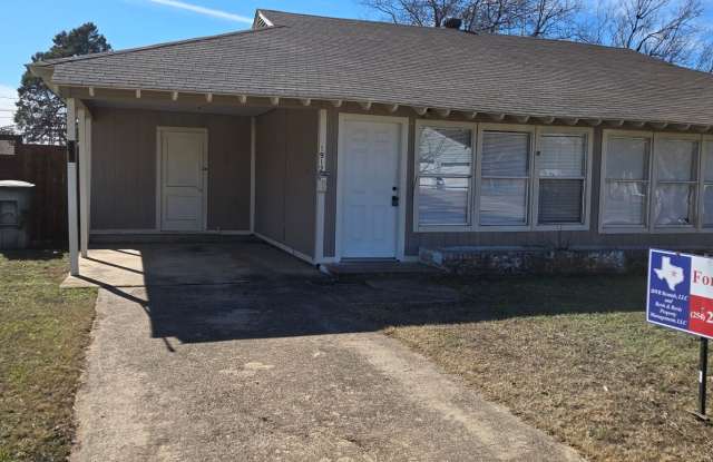 1912 WOOD AVENUE photos photos