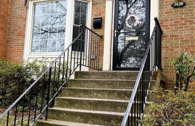 7438 CHUMMLEY Court - 7438 Chummley Court, Idylwood, VA 22043