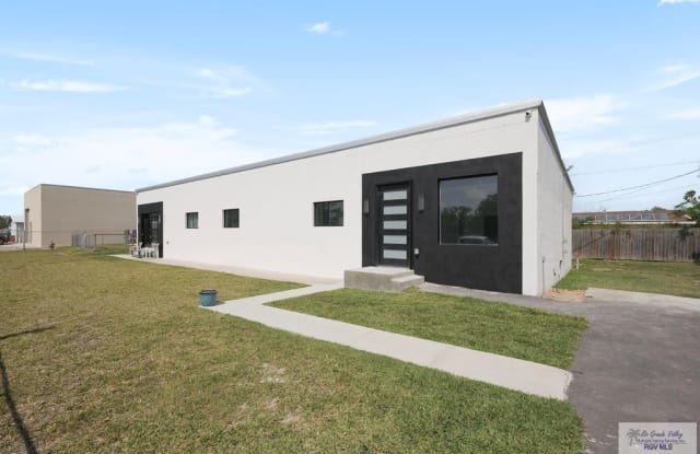 711 S SHORE DR. - 711 South Shore Drive, Port Isabel, TX 78578