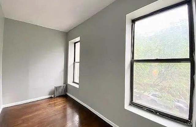 301 West 141st Street Gallery 4