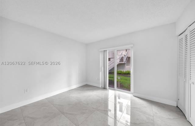 670 NW 85th Pl Gallery 3