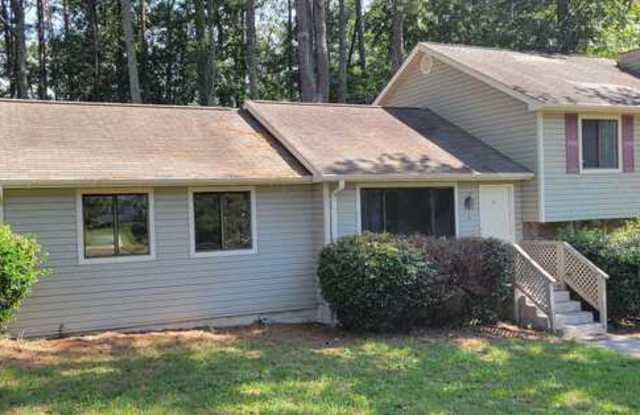 602 Brighton Drive Northwest photos photos
