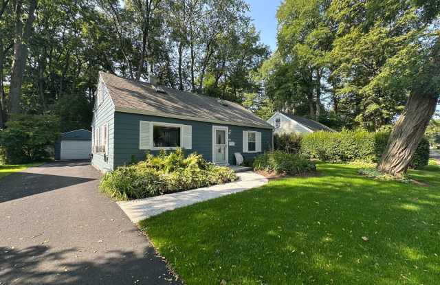 Single Family Home! 2 Bed 2 Bath $2250 photos photos
