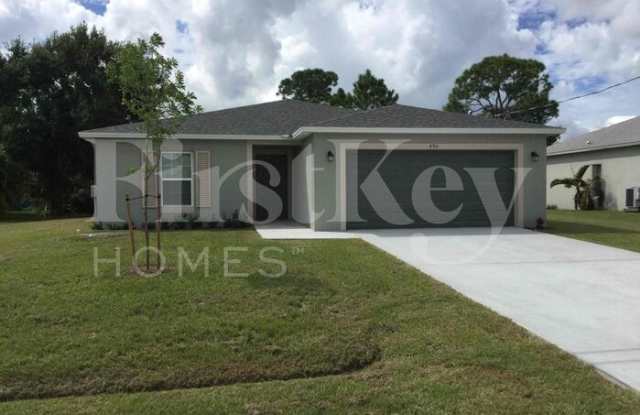 490 Southwest Dagget Avenue photos photos