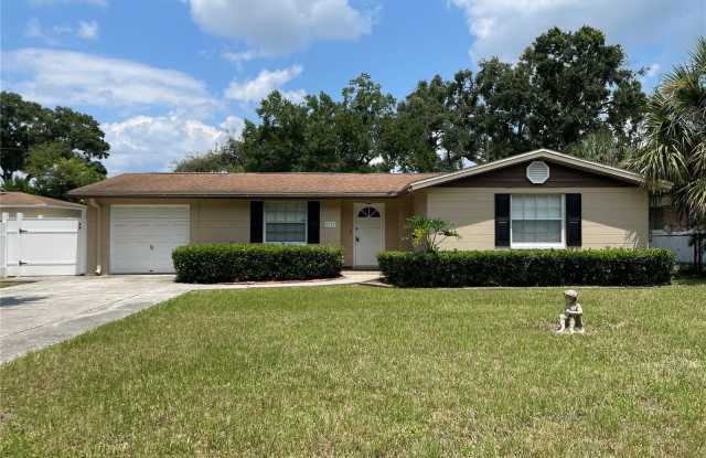 2713 W EDDY DRIVE - 2713 West Eddy Drive, Tampa, FL 33614