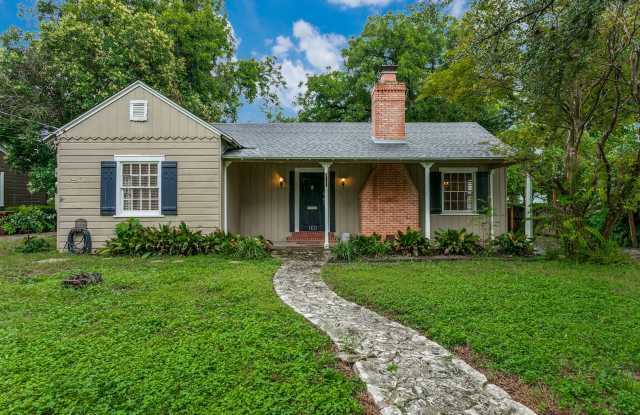 CHARMING ALAMO HEIGHTS COTTAGE photos photos CHARMING ALAMO HEIGHTS COTTAGE photos photos
