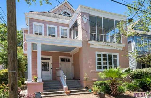 Spacious 4bed/ 3bath home located in the heart of Uptown - Partially furnished *** photos photos