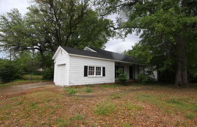 Coming Soon! 3 Bed 2 Bath Home! Large Corner Lot! photos photos Coming Soon! 3 Bed 2 Bath Home! Large Corner Lot! photos photos