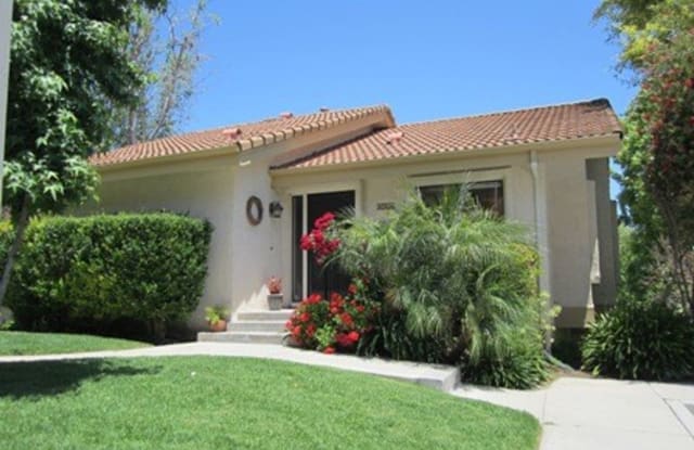 228 Via Del Caballo - 228 Via Del Caballo, Oak Park, CA 91377