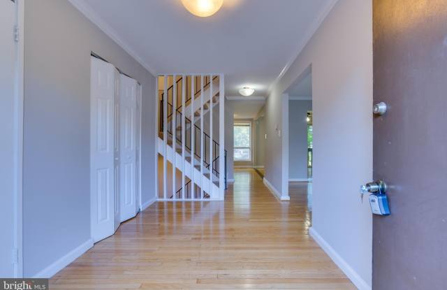 4405 ELAN Court Gallery 4
