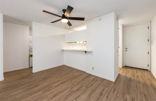 1015 Aoloa Place unit: 210 photos photos