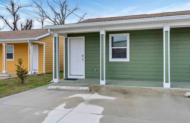 2216 17th ST E - 2216 East 17th Street, Cedar Grove, FL 32405