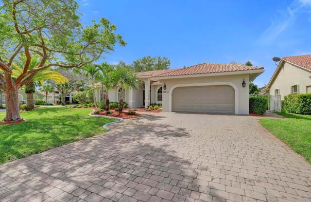 10304 NW 50th Court Gallery 4
