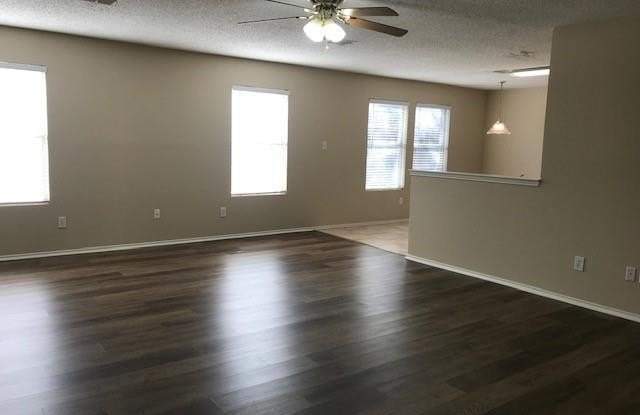 3102 Legend Drive Gallery 3