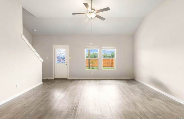 7723 BLUE GULF DR Gallery 4