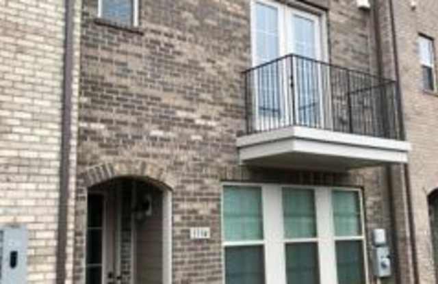 1334 Woodlawn Road E - 1334 E Woodlawn Rd, Charlotte, NC 28209