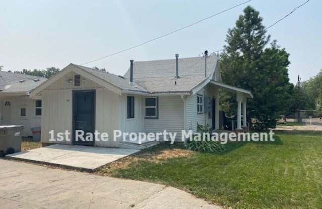 7145 Petrie Street photos photos