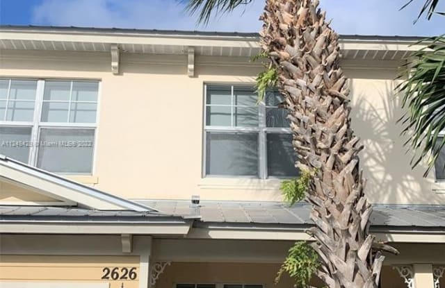2626 Creekside Dr - 2626 Creekside Drive, Fort Pierce, FL 34981