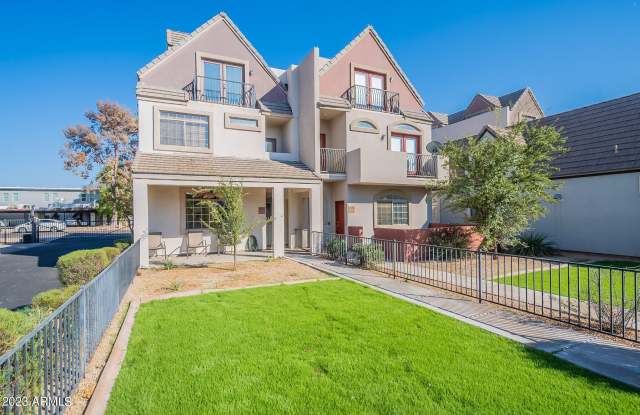 2930 N 29TH Street photos photos
