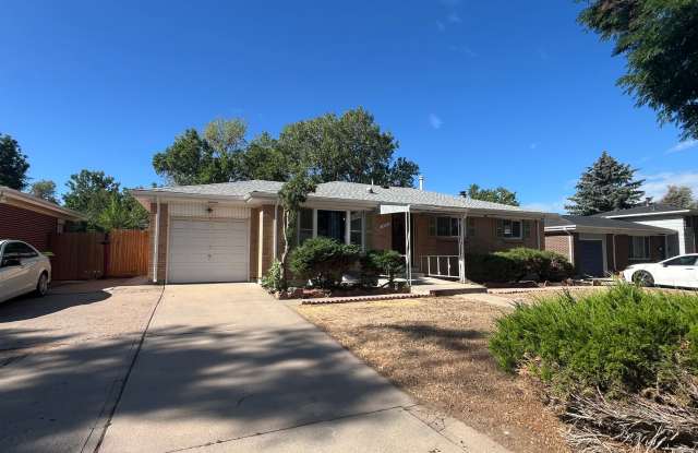 3 Bed 2 Bath | Aurora, CO | House photos photos