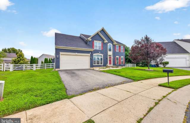 206 MARKHAM Court Gallery 2