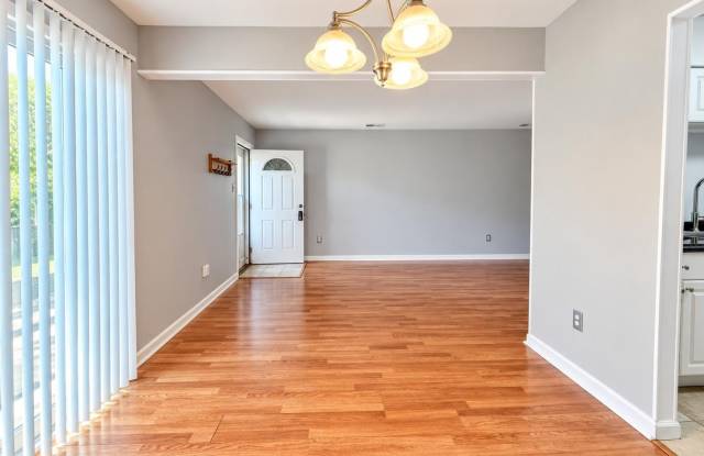 3812 SEGUNDO Place Gallery 2