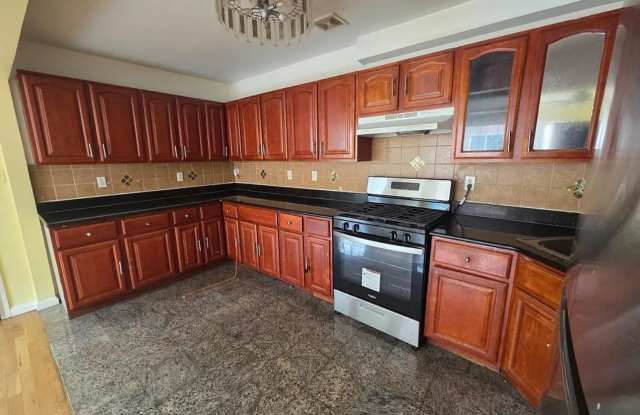 170-40 93rd AV Avenue - 170-40 93rd Avenue, Queens, NY 11433