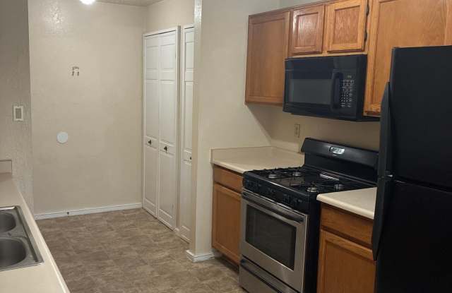 5432 Pepperwood Court NW Gallery 2