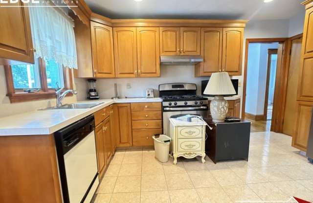 494 Washington St. photos photos