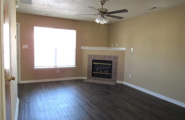 210 Meadowbrook Lane Gallery 3