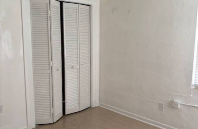 Recently Renovated 2BR/1BA Near FSU, FAMU & TSC – Only $950/Month! photos photos