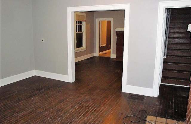 2004 Fairmont Avenue Gallery 2