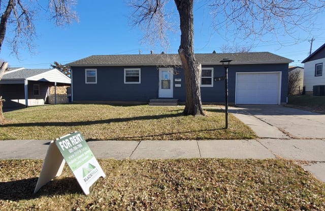3510 Maple Ave - 3510 Maple Avenue, Rapid City, SD 57701